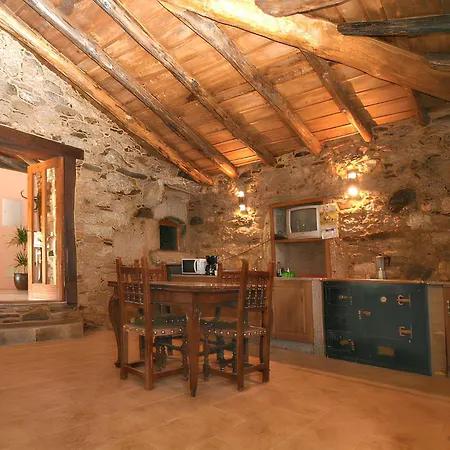 Holiday home Welcoming House In Paradela With Bbq Included *