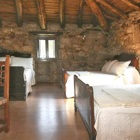 Ferienhaus Welcoming House In Paradela With Bbq Included *