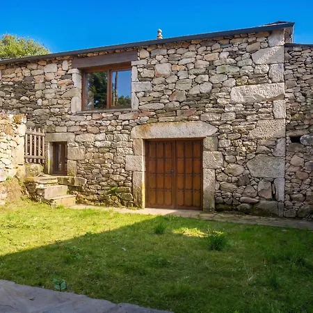 Welcoming House In Paradela With Bbq Included *
