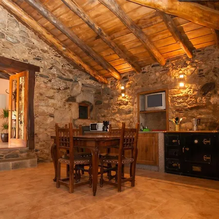 Welcoming House In Paradela With Bbq Included Casa vacanze